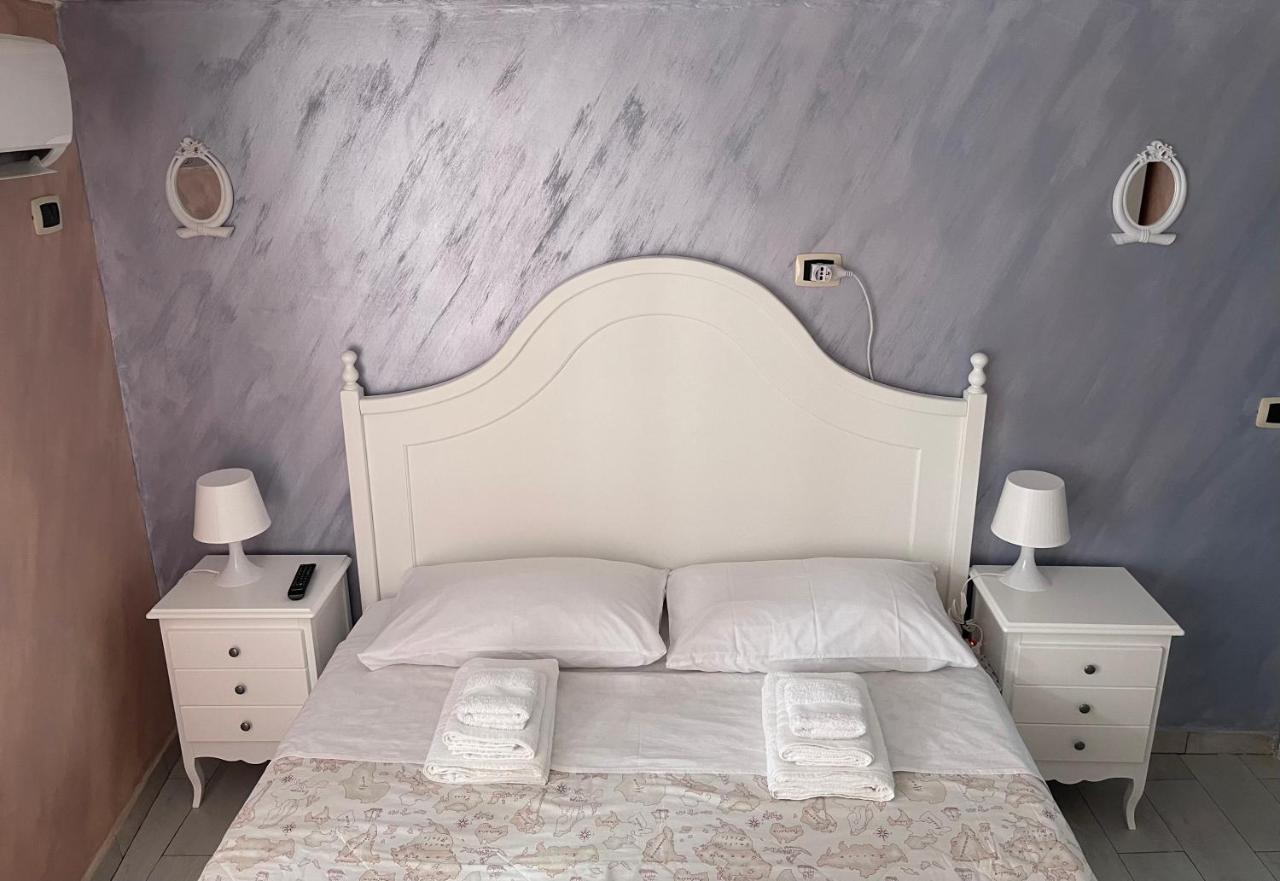 Stritstrit Villa Naples Luaran gambar